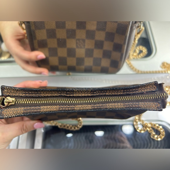 LV Damier Ebene Trousse Makeup Bag Pouchette - Picture 5 of 11